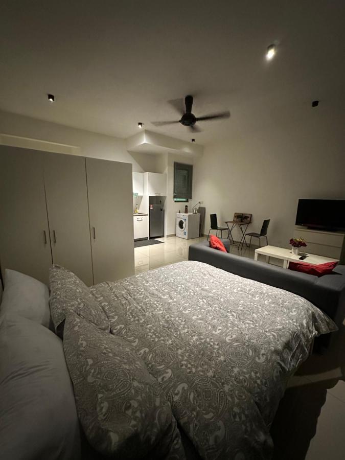 Ferienwohnung Retreat At Cybersquare Cyberjaya Exterior foto